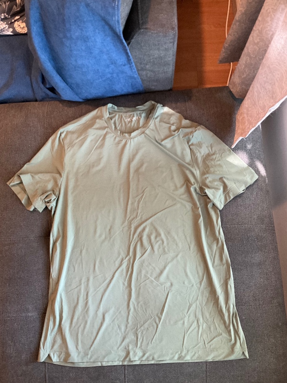 EUC Jacques New York Sage Green Men's T-Shirt Size Large